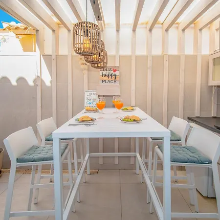Luxury 3bd With Premium Amenities, Jacuzzi, Private Parking Lägenhet Palm-mar