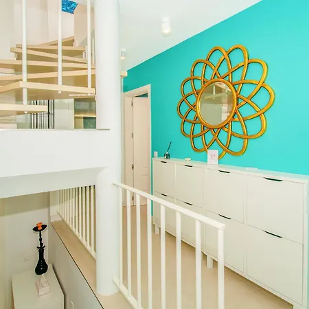 Luxury 3bd With Premium Amenities, Jacuzzi, Private Parking Lägenhet