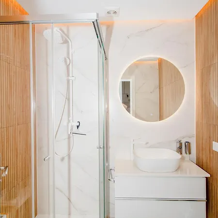 Luxury 3bd With Premium Amenities, Jacuzzi, Private Parking Palm-mar